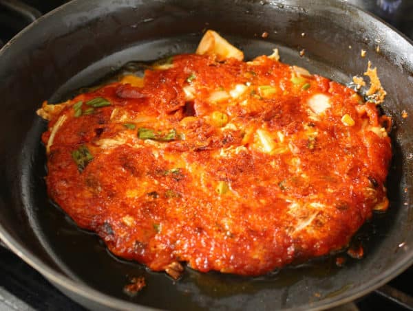 Bánh kim chi rán (kimchi jeon)